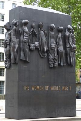 Full Download The Women of WWII Memorial in London, England: Blank 150 Page Lined Journal for Your Thoughts, Ideas, and Inspiration -  | PDF